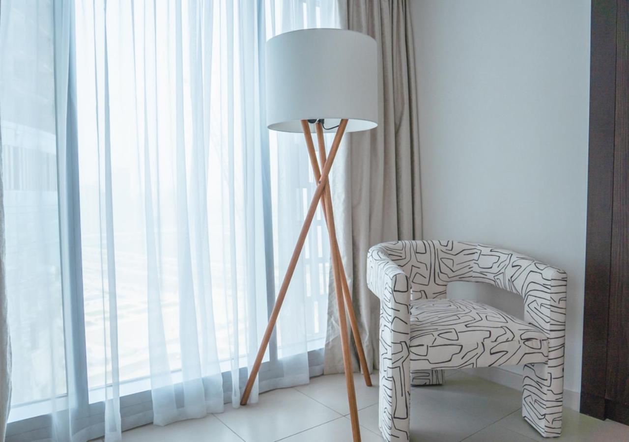Nasma Luxury Stays - Cayan Tower دبي المظهر الخارجي الصورة