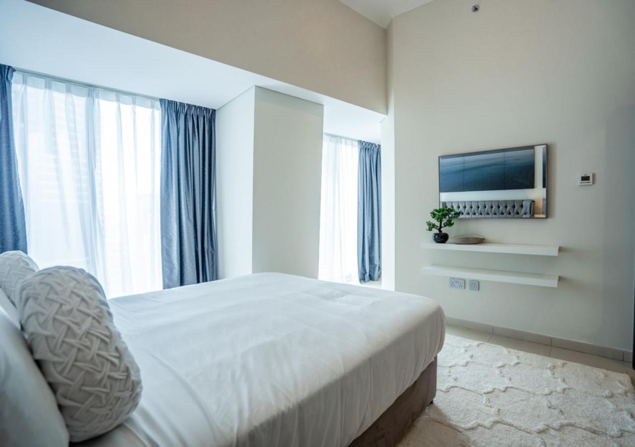 Nasma Luxury Stays - Cayan Tower دبي المظهر الخارجي الصورة