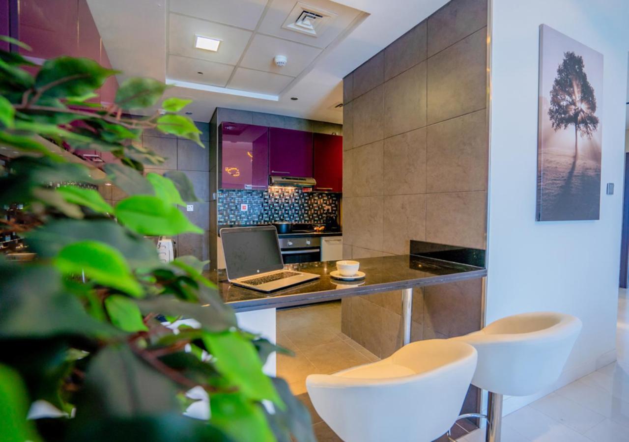 Nasma Luxury Stays - Cayan Tower دبي المظهر الخارجي الصورة