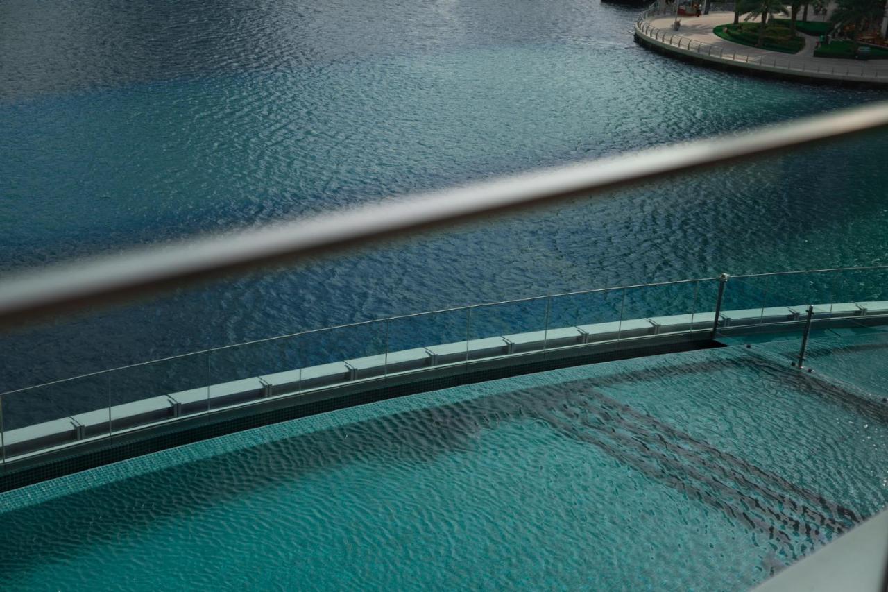 Nasma Luxury Stays - Cayan Tower دبي المظهر الخارجي الصورة