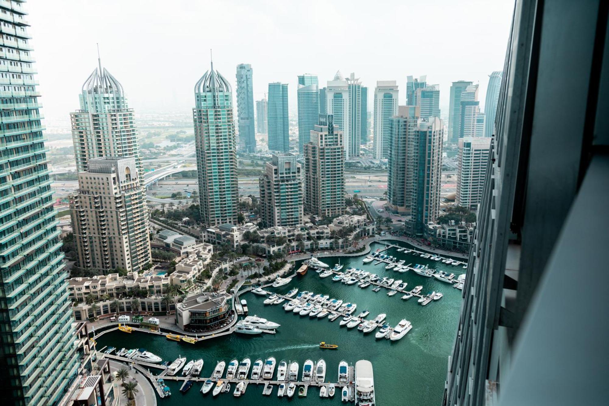 Nasma Luxury Stays - Cayan Tower دبي المظهر الخارجي الصورة